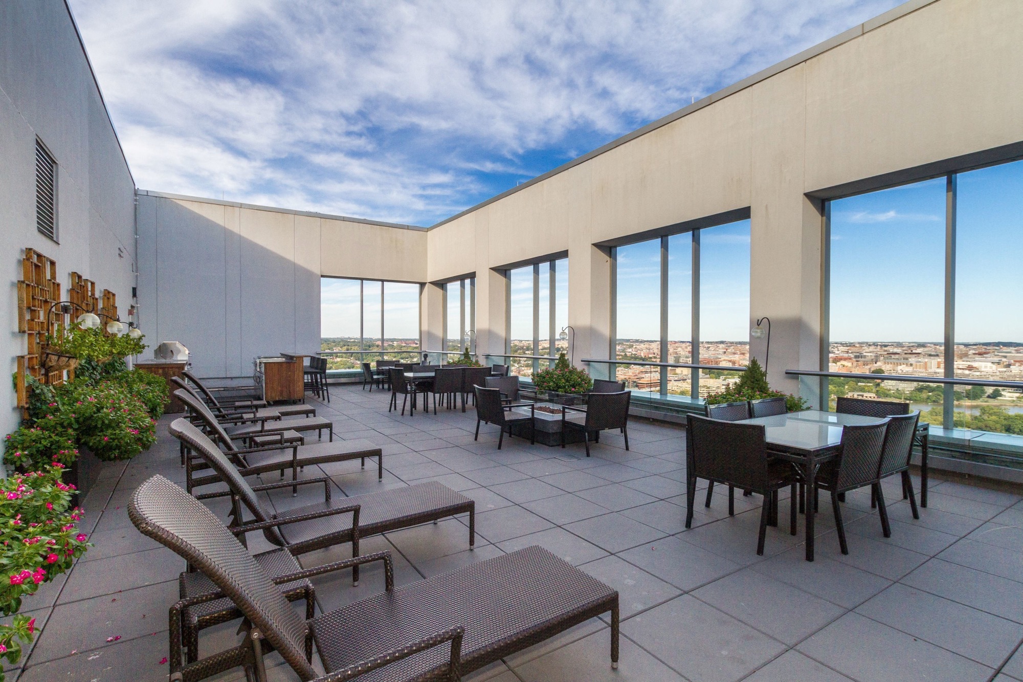 Picture of Penthouse With Iconic Washington DC Views | The Georgetown Dish